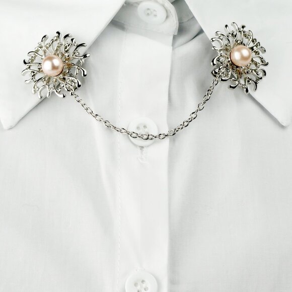 Fancy Sweater Clip NEW Collar Pin Jacket Dress Cinch Cardigan Scarf Blouse - Picture 3 of 5